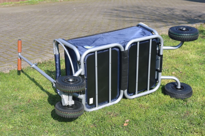 Beachtrekker faltbarer Bollerwagen Life mit integrierter Feststellbremse und Sonnenverdeck Schwarz und PU-Reifen